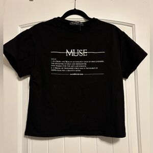 Maniere De Voir MUSE Black Graphic Tee